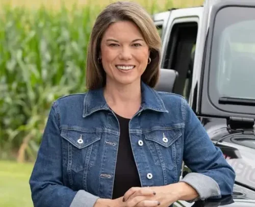 Image of Angie Craig from 2025 senate campaign